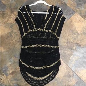 Super stylish sweater great for the fall!